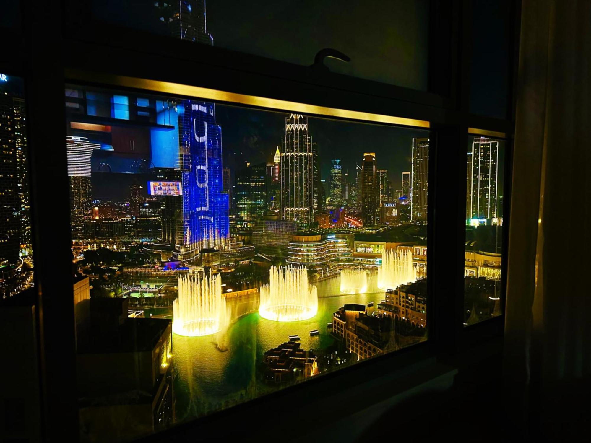 Ace Luxe, 2br, Downtown, Burj Khalifa & Fountain View, 5 Mins Walk To Mall Apartment